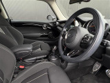 ◆LIBERALAは、輸入車選びの新たなスタイルを提案するインポート・セレクト・ブランドです。オーナー様となる方がクルマから直接感じる感性を第一にした、最良の一台との出会いをコーディネートいたします。