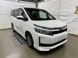 広々とした車内空間に優れた燃費性能。更にデザインも上質で人気のお車です!