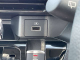 [USBソケット]今や必需品のUSB!!お出かけの際には大活躍間違いなし!!!