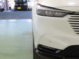 LEDヘッドライトは、点灯の瞬間から光量を発揮し、突然暗くなるトンネルなどでの安定感を高めます。