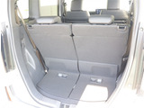 弊社でお車をご購入頂いたお客様は、一部車種を除いて【オイル交換永久無料】となっております。※詳細はスタッフまでお問合せ下さい。