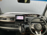 インパネ周りは、このように機能的にまとまっています。もちろん室内はクリーニング済みでキレイです!