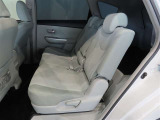 ゆとりある広々とした車内空間は、ドライブを始め買い物やレジャーなど、幅広く活躍します。一人でもみんなとでもお出かけを楽しみましょう!