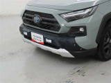 TRD製フロントバンパーガーニッシュを装着しております。