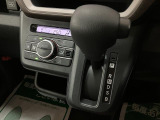 全車認定中古車です。当店は泉佐野市にございます。貝塚市・熊取町・田尻町・泉南市・阪南市・岬町の泉州地域のお客様、大阪府内や他府県のお客様もお待ちしています。お気軽にご連絡ください。