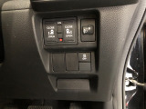 【両側電動スライドドア】リモコンや運転席のスイッチ操作のほか、ドアハンドルを少し引くだけでリアドアが自動開閉します♪