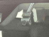 事故直前・直後のデータを記録しておくことで、客観的な検証を行うことができるドライブレコーダーが付いてます。保証は修理保証のみとなります。