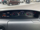 視認性の高いメーターで運転情報を的確に把握できます!