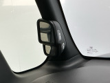 停車時や発進時、対向車とのすれ違いや路肩に寄せる時など、車両左側前方を確認するときに役立ちます♪