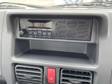 FM/AMに対応したラジオが装備されております。