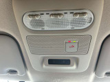SOSコールつきなのでもしもの時にオペレーターと直接会話ができ安心です。(ご利用にはNissanConnectへの登録が必要です)