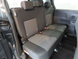 ゆとりある広々とした車内空間は、ドライブを始め買い物やレジャーなど、幅広く活躍します。一人でもみんなとでもお出かけを楽しみましょう!