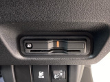 ETC車載器付。ETCが使用可能な道路通行料はキャッシュレスでスマートに走行できます。再セットアップして納車致します。