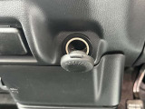 パワーアウトレットも付いています。