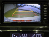 バックガイドモニターで、後方を確認しながら安心して駐車することができます。運転初心者も熟練者も必須の機能ですよ!