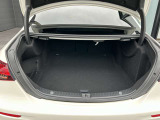 スタッフ全員が自動車保険の資格を保有しており、万が一の事故の際のサポート体制を整えております。