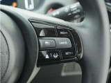 ◆アダプティブクルーズコントロール◆予め設定した車速内でクルマが自動的に加減速。前走車との適切な車間距離を維持しながら追従走行します。【LKAS】車線維持支援システムでステアリング操作を支援。