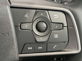 ステアリングスイッチ搭載!ハンドルひとつで手を離さなくても運転中視線をそらさなくても操作が出来て便利です♪