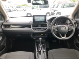 【インパネ全体】手が届きやすく、どなたでも運転しやすいです。シンプルで使いやすい設計になっています!