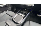 ・気になるお車がございましたら、事前にご連絡下さい。より見やすい場所にてご用意致します。また、事前連絡によりお待たせする事なく、スムーズな商談を心がけております。