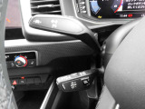 ドイツ車には特徴があり、メーターのメモリに一部色がついています。これはドイツでは推奨速度という考えがあるためです。安全で快適に走る際に適している速度を指しています