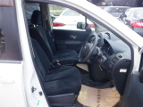 清潔で広々した座席です!是非、現車を見て体感してみてください。