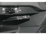 ETC車載器はグローブボックス内にスッキリと収まっています。