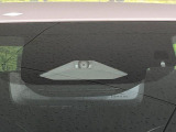 【トヨタセーフティセンス】走行中に前方の車両等を認識し、衝突しそうな時は警報とブレーキで衝突回避と被害軽減をアシスト。より安全にドライブをお楽しみいただけます。