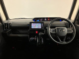 充実装備のタントカスタムのお買得車が入庫しました!ナビゲーション、バックカメラ、ETC、ナビ連動前後ドラレコ、前席シートヒーター、両側パワースライドドア、LEDヘッドライト・フォグなど装備の1台です!