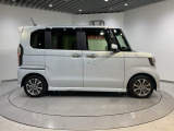 弊社は車両販売価格に、整備代金が含まれております。納車時までにホンダの整備士がしっかりと点検整備をさせていただいておりますので、安心してお買い求めいただけます。