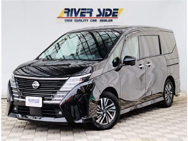 セレナ 1.4 e-POWER ルキシオン プロパイロット2.0