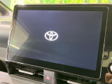 【10.5インチ ディスプレイオーディオ】大画面のディスプレイはAppleCarPlayやAndroidAutoが利用可能。大きな画面でスマホナビアプリ等が利用いただけます♪