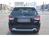 0次安全とは車の基本設計を工夫し安全性を高めて事故に遭わないための考え方です。そのためスバルの車は視界設計やドライビングポジションなど細部までこだわり抜いて作られています。