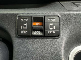 両側電動スライドドアで狭い所でも乗り降り楽々です!