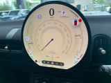 弊社お客様より頂いた下取車やデモカーが在庫の殆どを占めています。車の経歴や整備記録が分かり、ご安心してお車をお選び頂ける正規ディーラーならではのラインナップでございます。