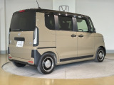 ご納車までの期間ですが、県内のお客様は1、2週間、県外のお客様は2、3週間ほどでご納車が可能となります。ただし、お支払いや書類の状況によっては多少の前後もありますので、その際には何卒ご了承下さい。