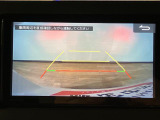 ご覧のバックモニターの他にステアリングスイッチも付いていますよ♪