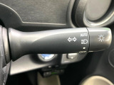 【オートライト】周りの明るさに応じて自動でヘッドライトの点灯・消灯ができる機能です!ライトの付け忘れ・消し忘れなどが無くなり、雨の日や夕方の走行も安心!トンネル通過時も便利ですね♪