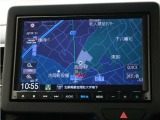 純正8インチベーシックインターナビ(VXM-225VFEi)&バックカメラが装備されているので、普段の使い勝手もロングドライブも快適です。