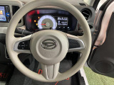 今お乗りのお車の価値が気になる方は、お気軽にお声がけください。査定士の資格を持ったスタッフが、丁寧に査定いたします