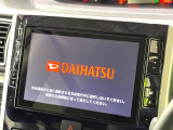 【メーカー純正8型ナビ】インテリアに溶け込むスタイリッシュな「専用設計」メーカーナビを装備♪視認性や操作性など基本性能にも優れ、より上質なカーライフをお楽しみいただけます。