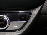 【シートヒーター】シートヒーター装備車です。寒い冬に乗車中とても暖かく快適に移動できます。冷え性の方にピッタリの装備です!