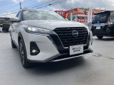 LEDヘッドランプを装備しておりますので、暗い道でも明るく照らしてくれるので安心して夜道やトンネルを運転できますよ!
