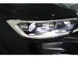 LEDヘッドライト+LEDテールランプ付き。高い視認性を確保しながら、消費電力の少なさと長寿命を実現させた次世代のライトです。