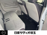 後席も広々していますので、海や山への行楽時も室内で快適に過ごせます!