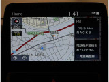 最近の主流ディスプレイオーディオです、スマホと繋いでMAP表示や音楽再生が出来ますよ♪