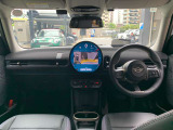 弊社お客様より頂いた下取車やデモカーが在庫の多くを占めています。車の経歴や整備記録が分かり、ご安心してお車をお選び頂ける正規ディーラーならではのラインナップでございます。