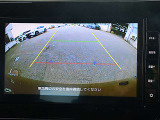 バックビューモニター搭載で、運転席にいながら、クルマ後方の状況を確認可能です