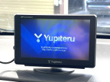 【ナビゲーション】使いやすいナビで目的地までしっかり案内してくれます。キャンプや旅行はもちろん、通勤や買い物など普段のドライブも楽しくなるはず♪