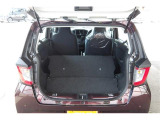 荷室スペースも充分、荷物の収納も楽々です。